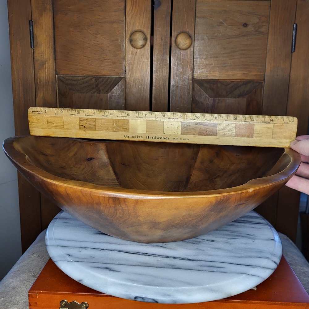 Elegant Wooden Bowl Set - Picture 17 of 17